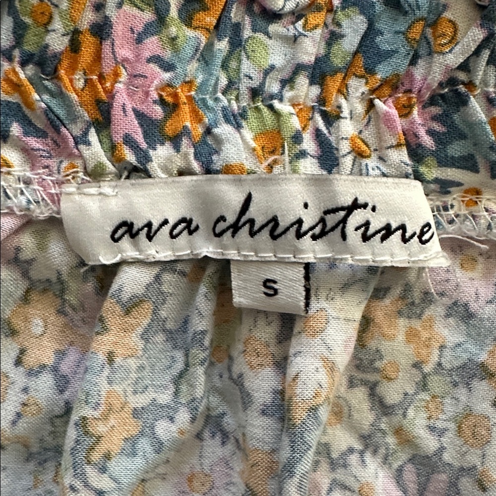ava christine White Floral Mini Skirt - Picture 4 of 4